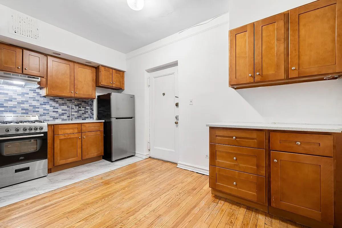 63109 Saunders Street Unit: 3A