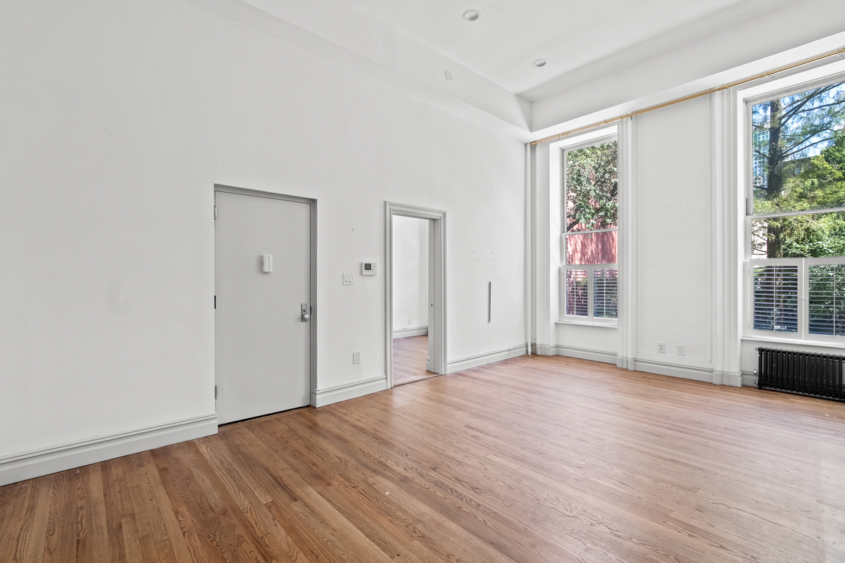 144 WILLOW Street 4F