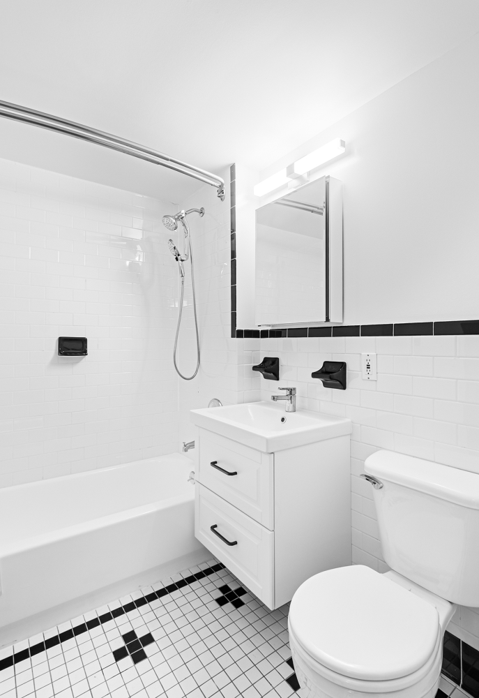 1825 MADISON Avenue 3A
