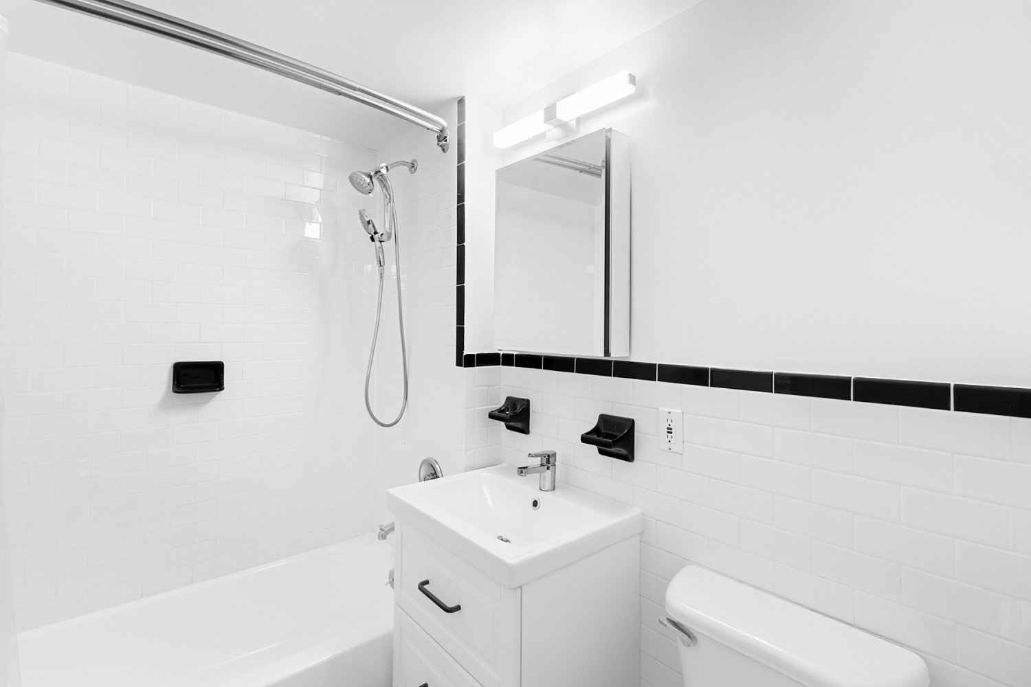 1825 MADISON Avenue 3A