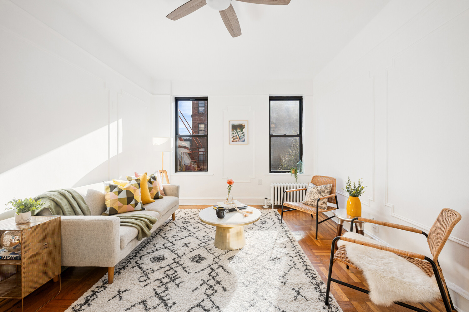 41-42 42ND Street E4