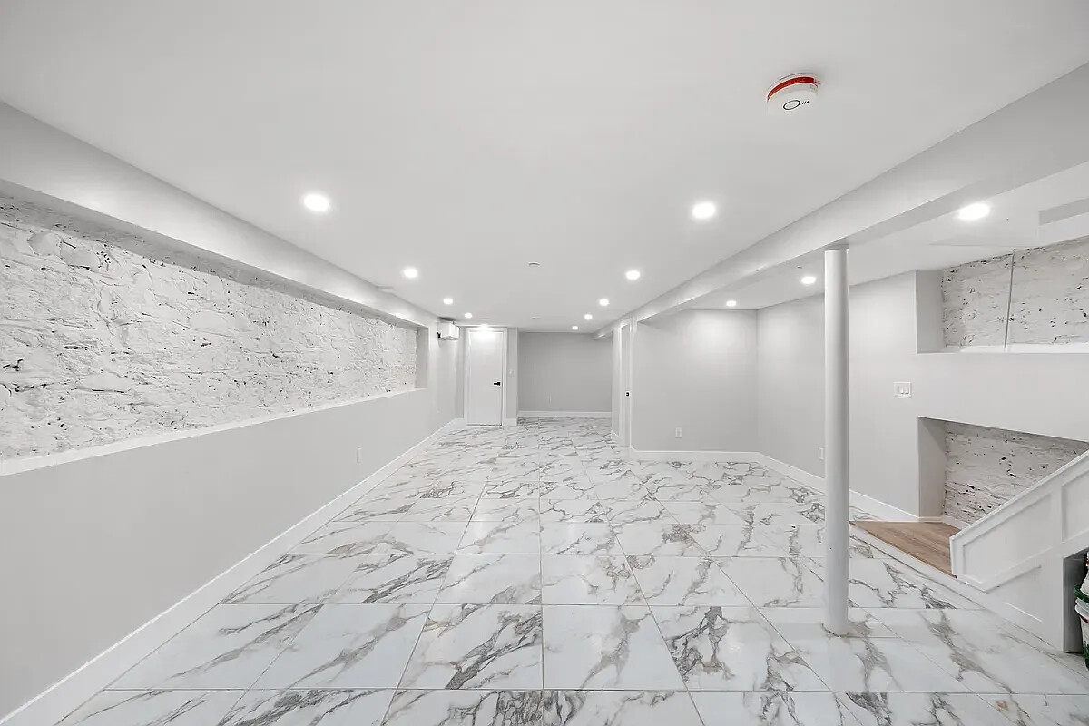 1259 JEFFERSON Avenue TH