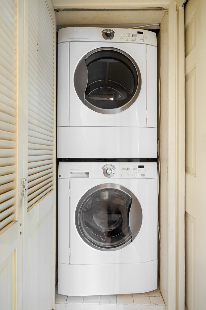 425 E 63RD Street PH/ABC