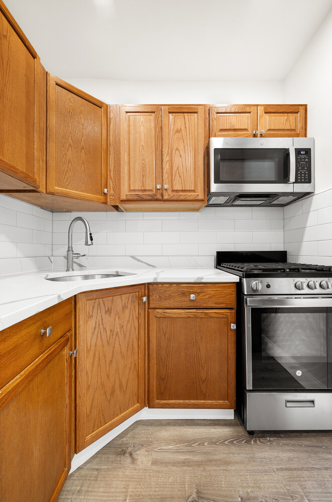 15 N ELLIOTT Place 2