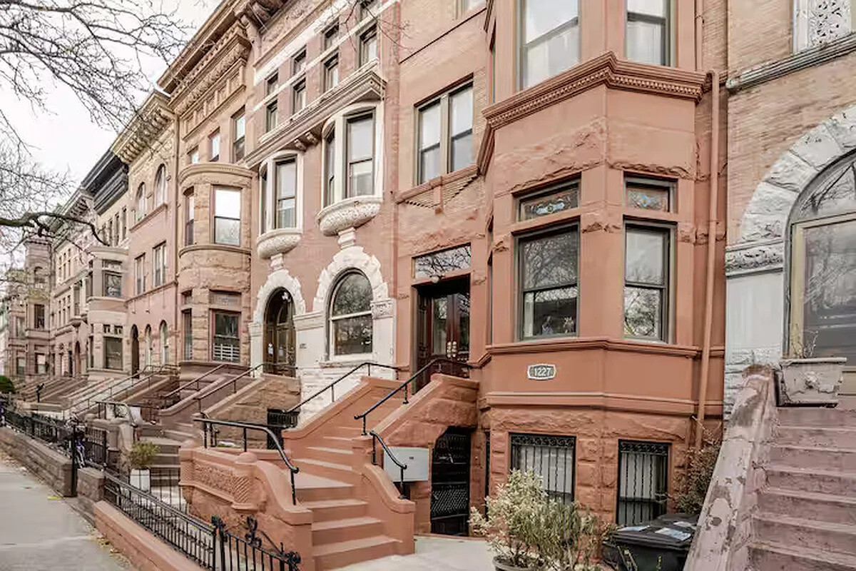 1227 DEAN Street APT1
