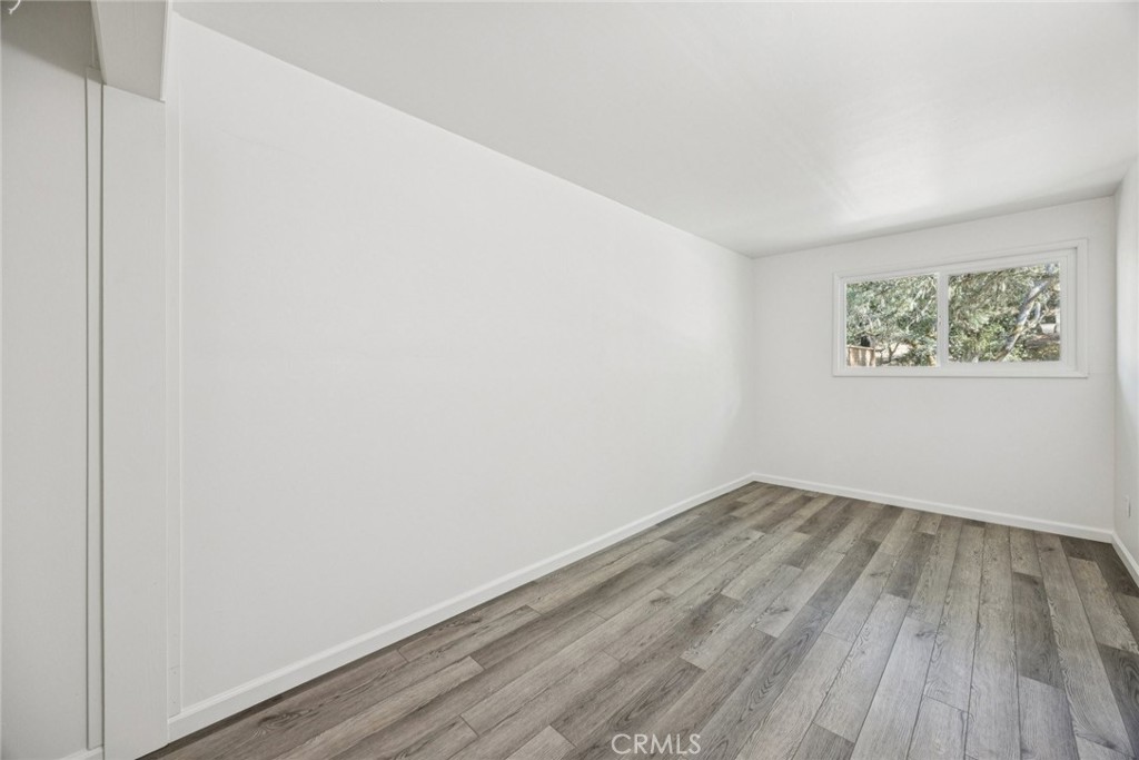 7900 El Retiro Avenue