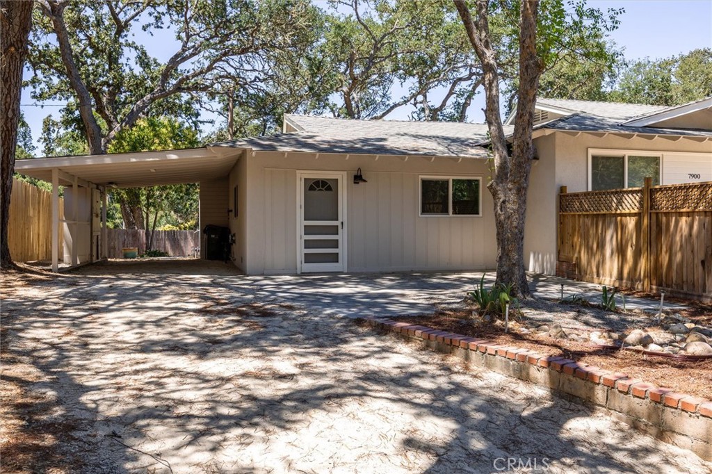 7900 El Retiro Avenue