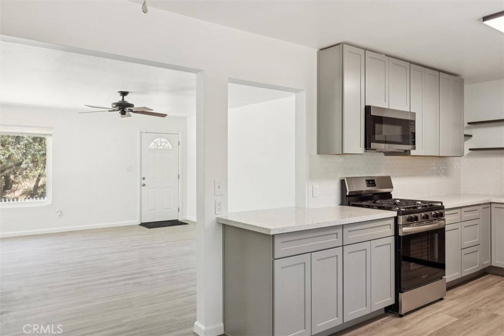 7900 El Retiro Avenue