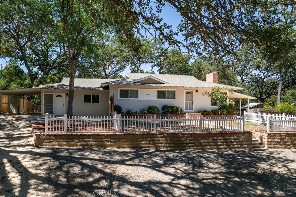 7900 El Retiro Avenue