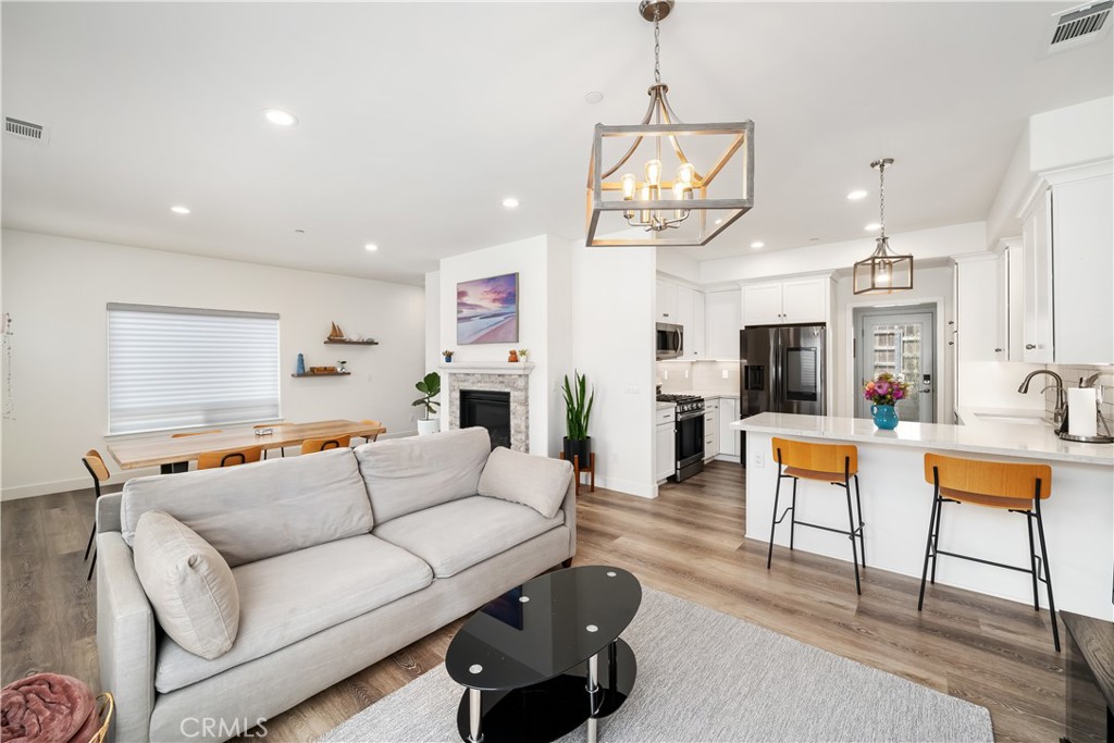 2525 Terrace Sands Lane