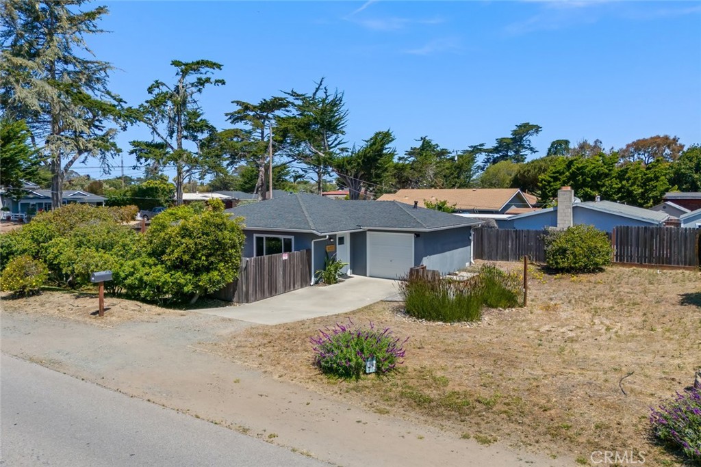 870 El Moro Avenue