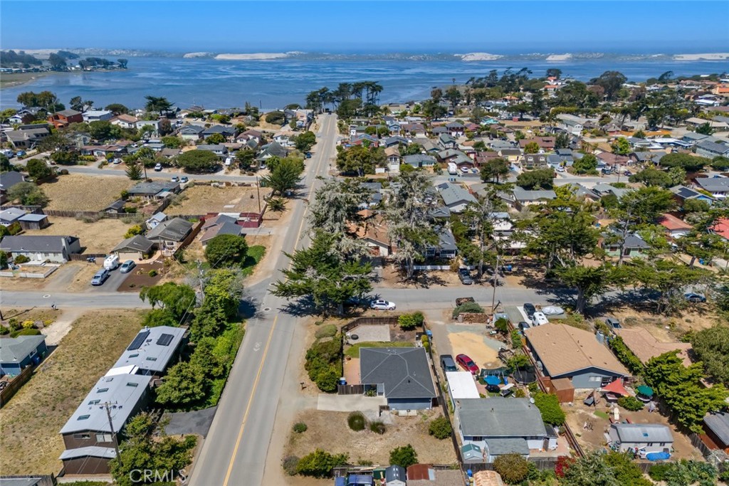 870 El Moro Avenue