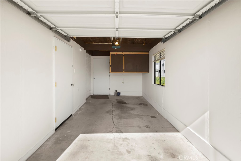 3330 Tide Avenue 11