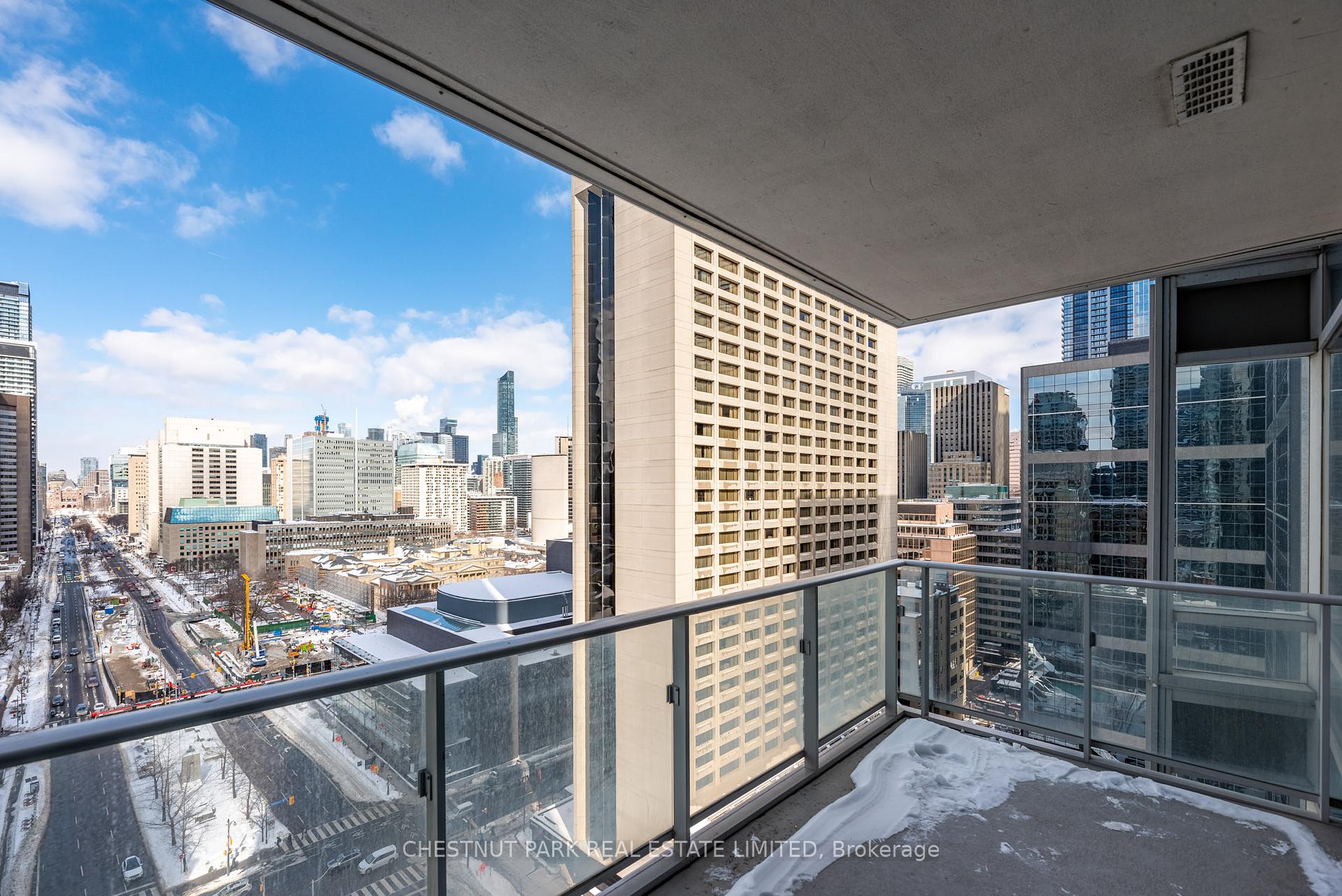 180 University Ave Unit: 1906