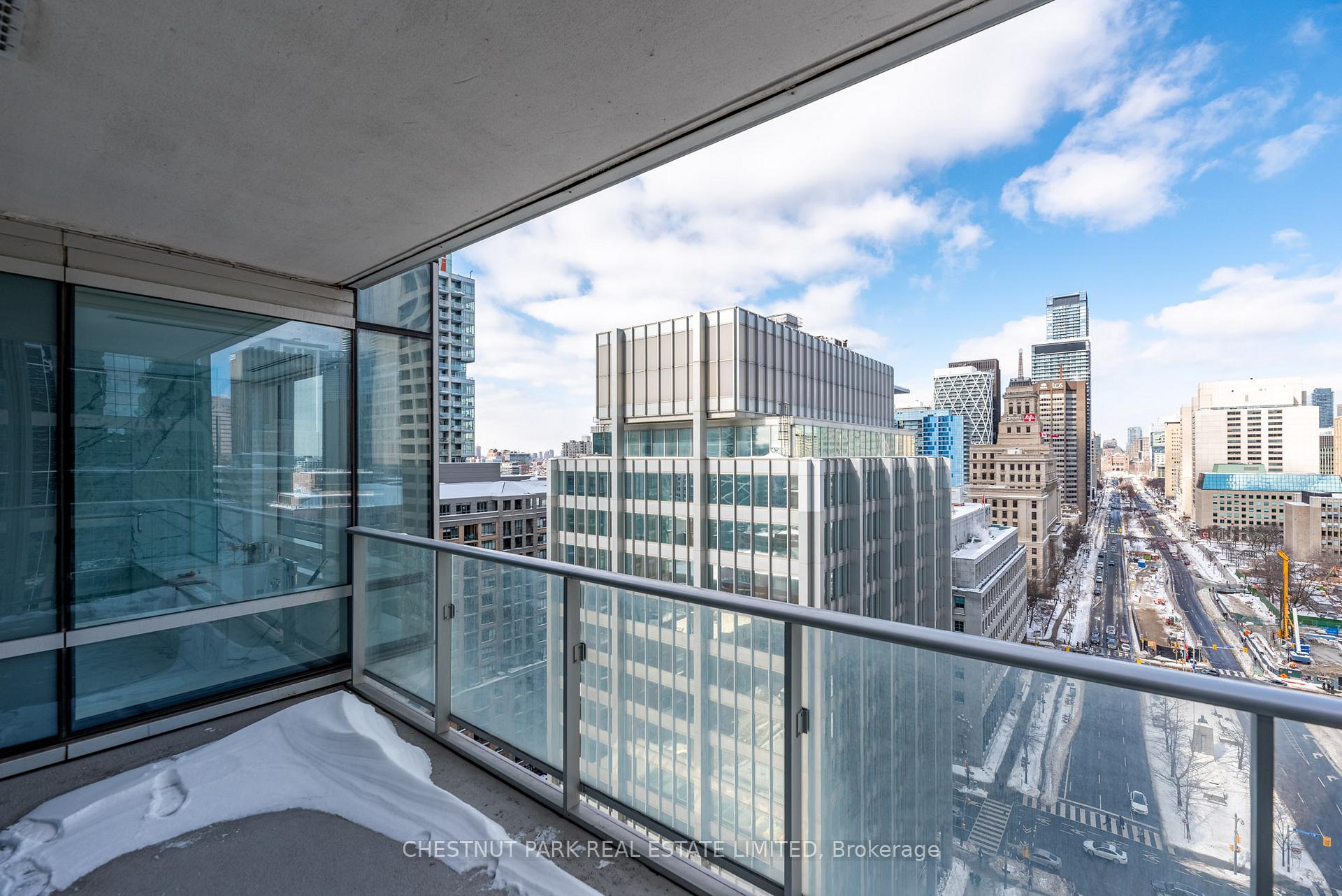 180 University Ave Unit: 1906