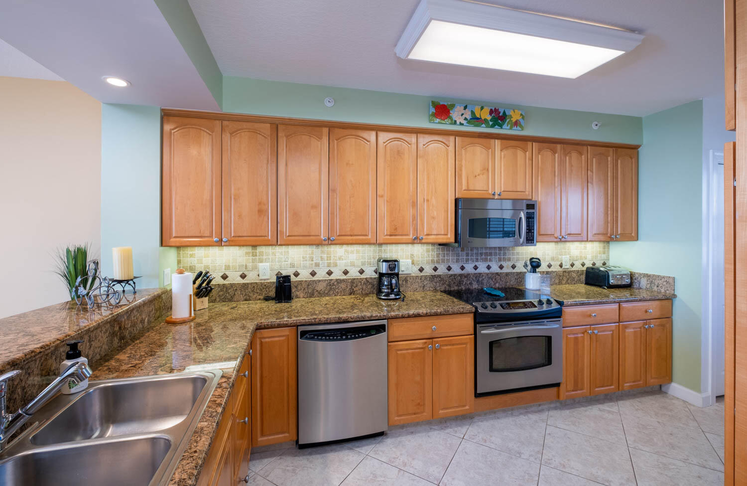 101 Gulfview Drive 209 & 30 ft. boatslip