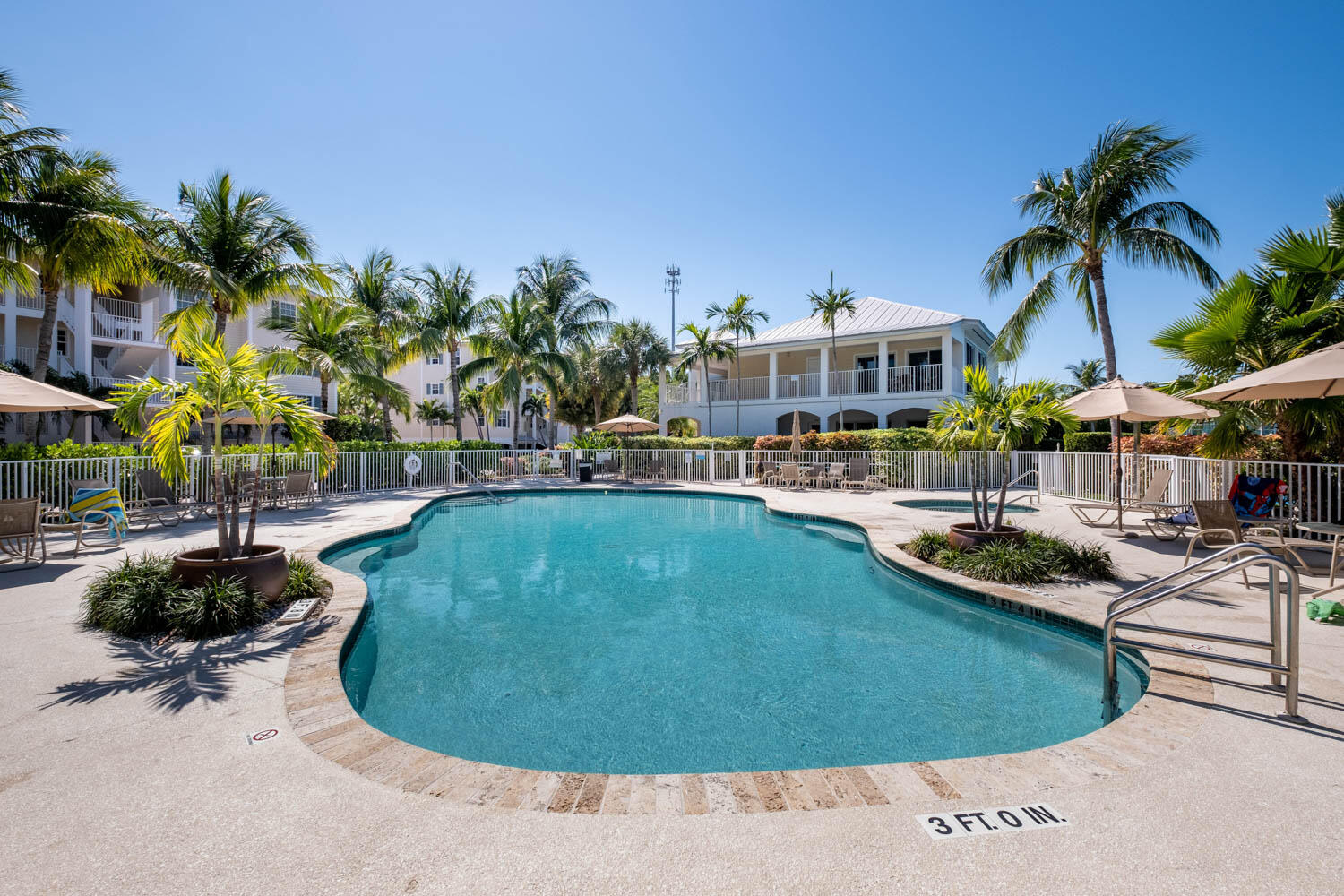 101 Gulfview Drive 209 & 30 ft. boatslip