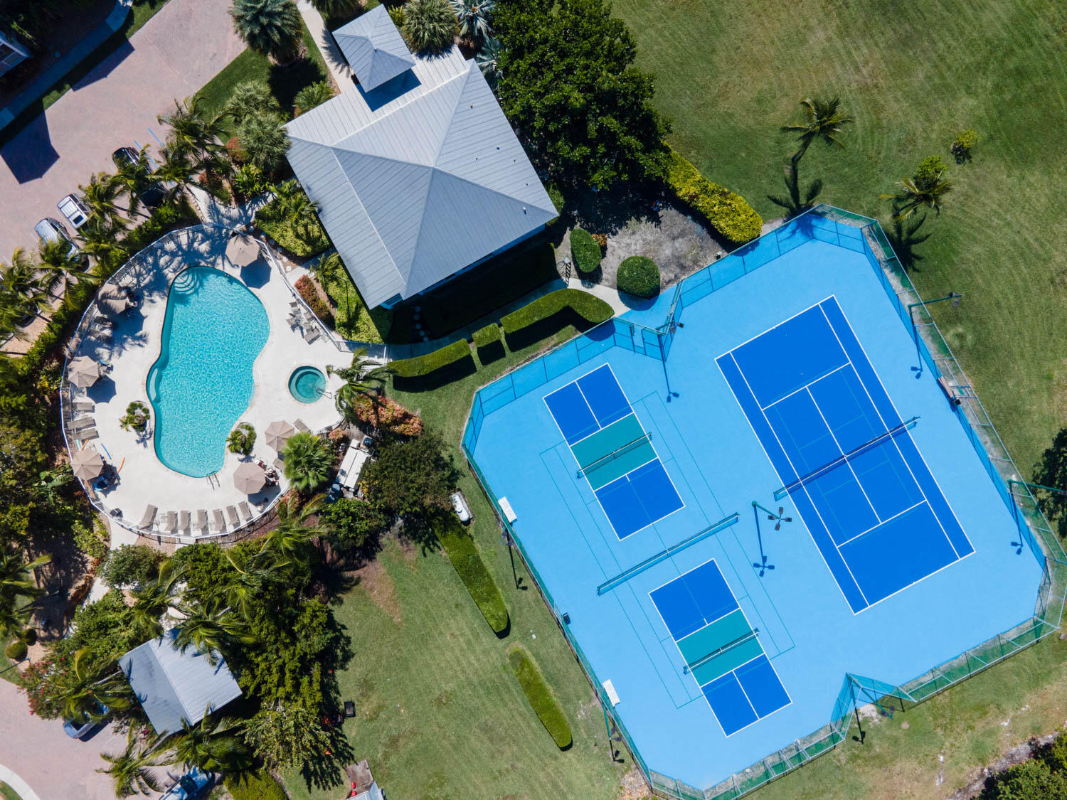 101 Gulfview Drive 209 & 30 ft. boatslip
