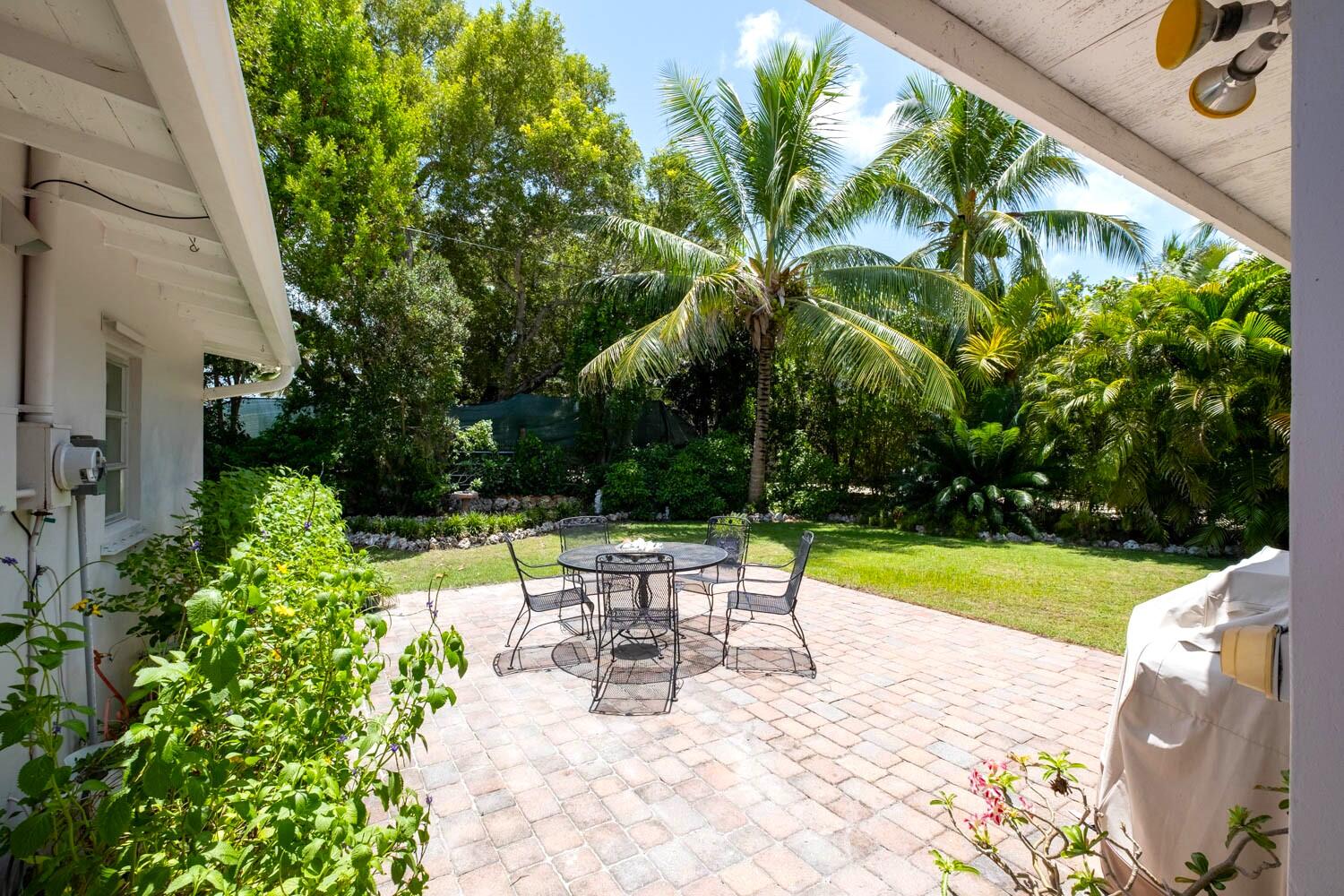 135 Sunset Gardens Drive
