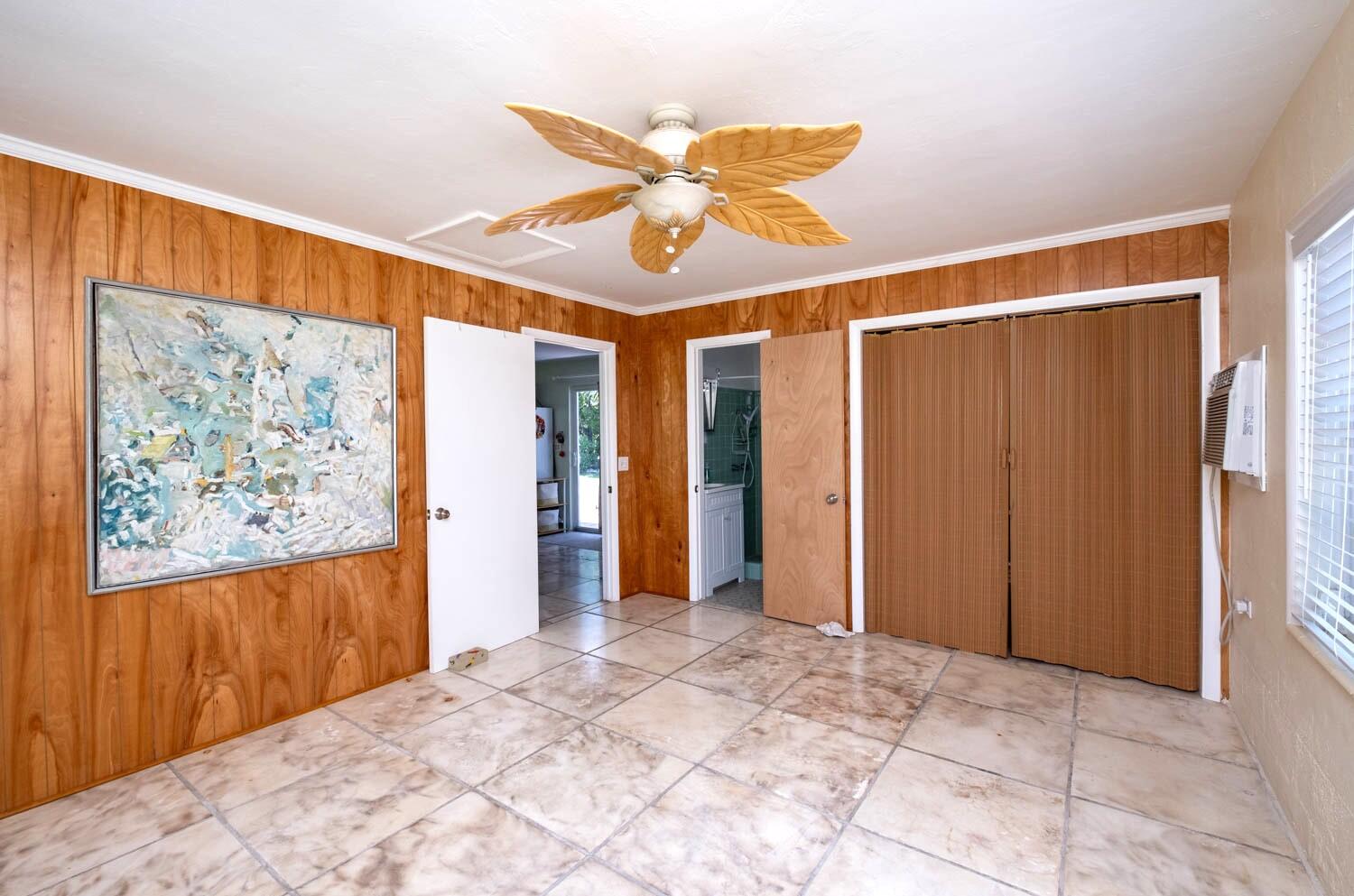 135 Sunset Gardens Drive
