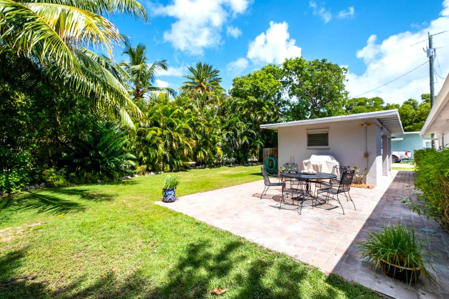 135 Sunset Gardens Drive