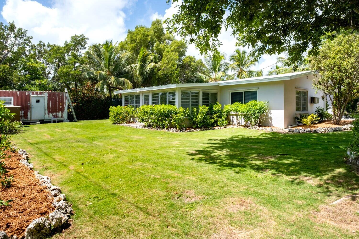 135 Sunset Gardens Drive