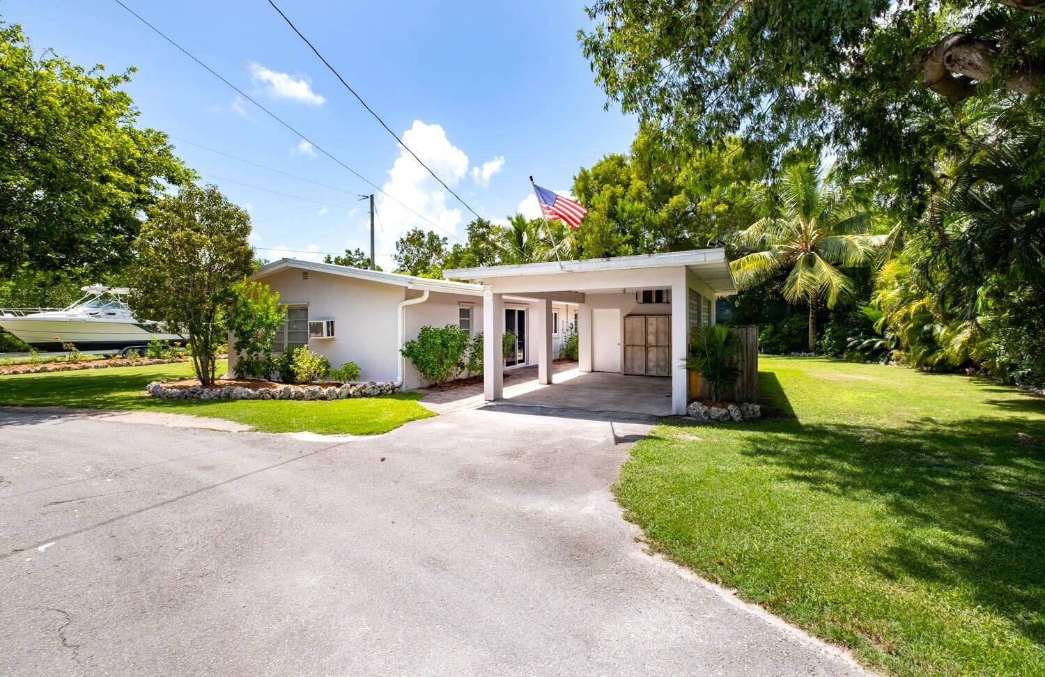 135 Sunset Gardens Drive