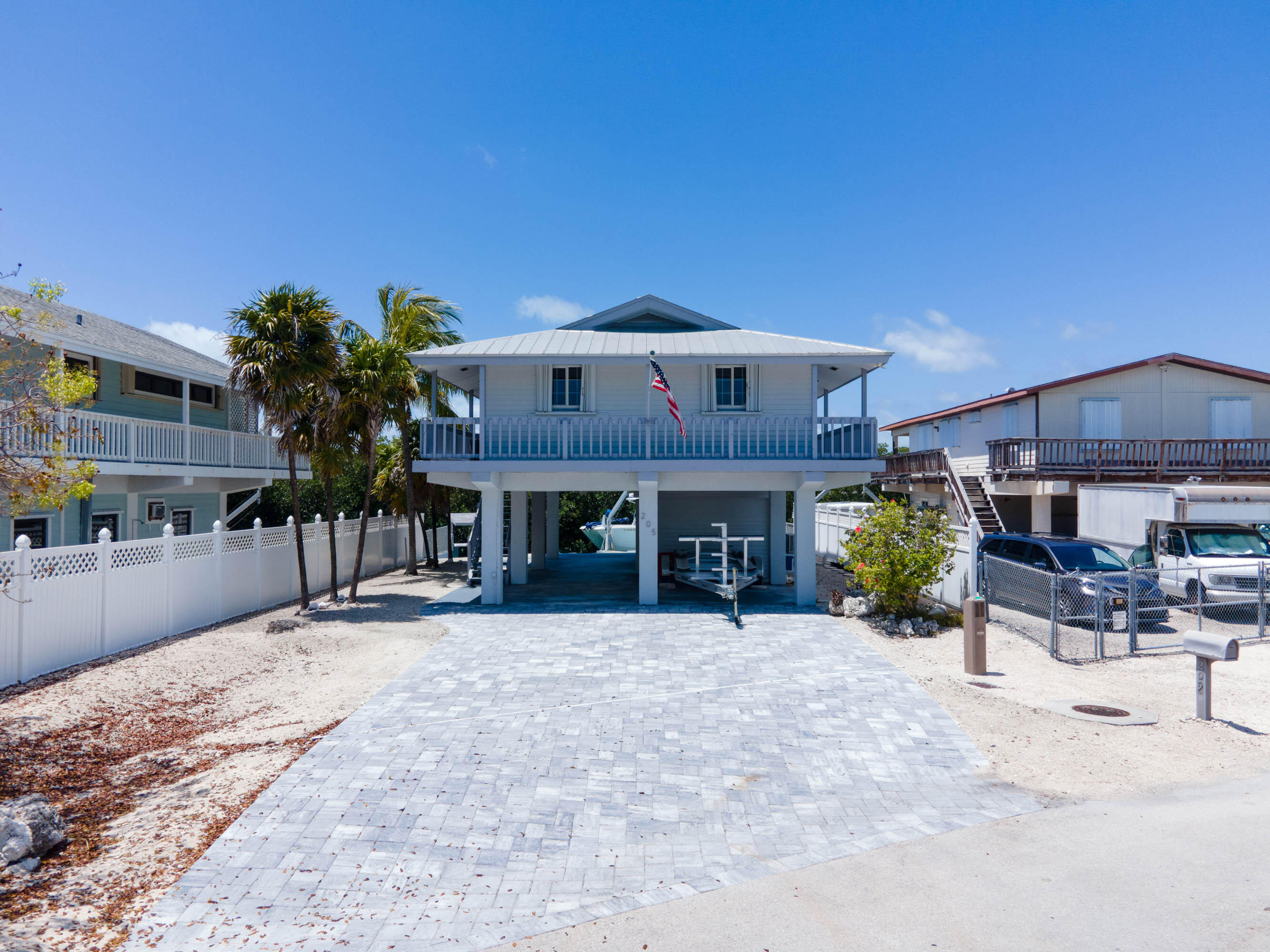 205 Aberdeen Court
