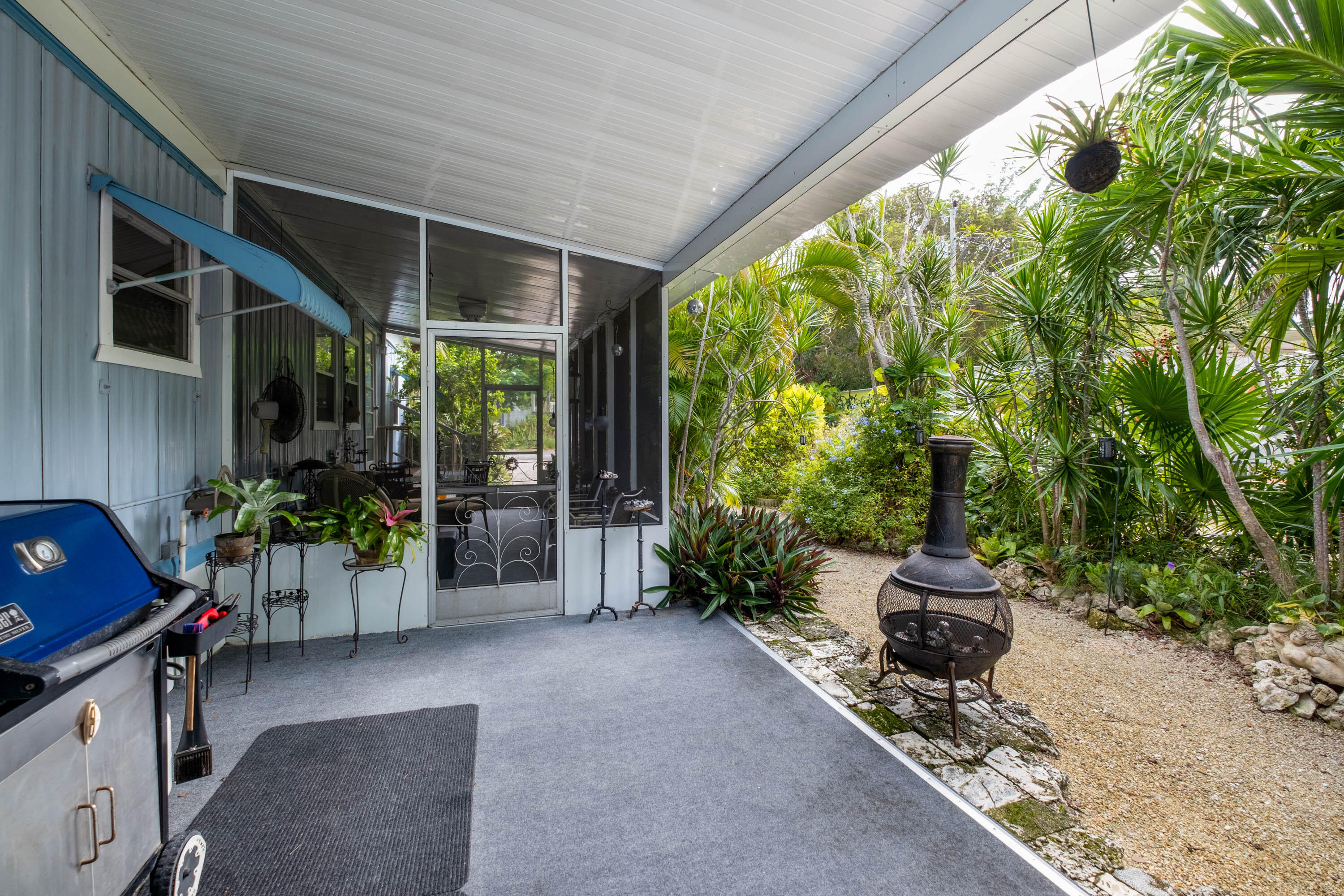 215 Antigua Road