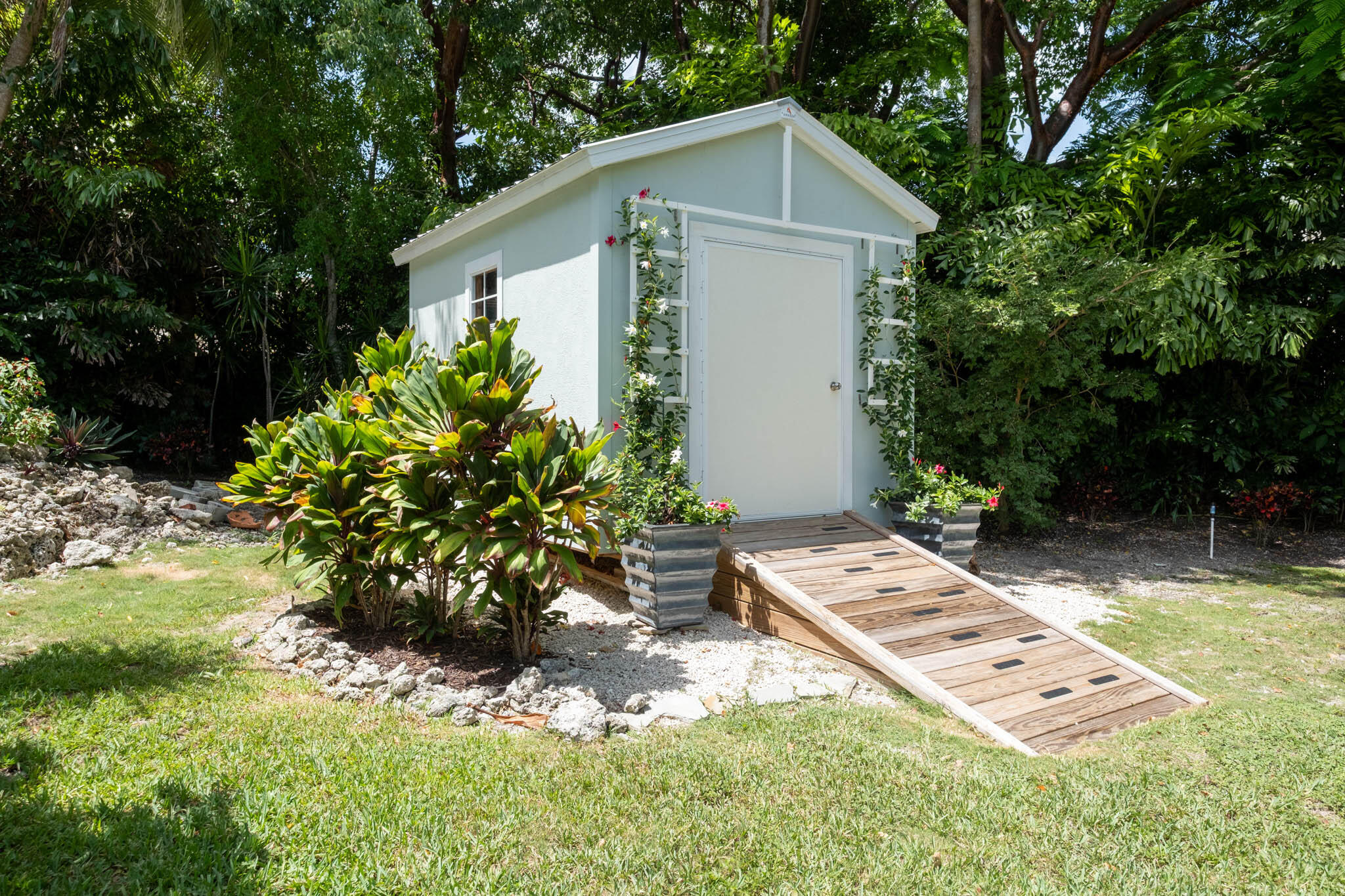 130 Pippin Drive