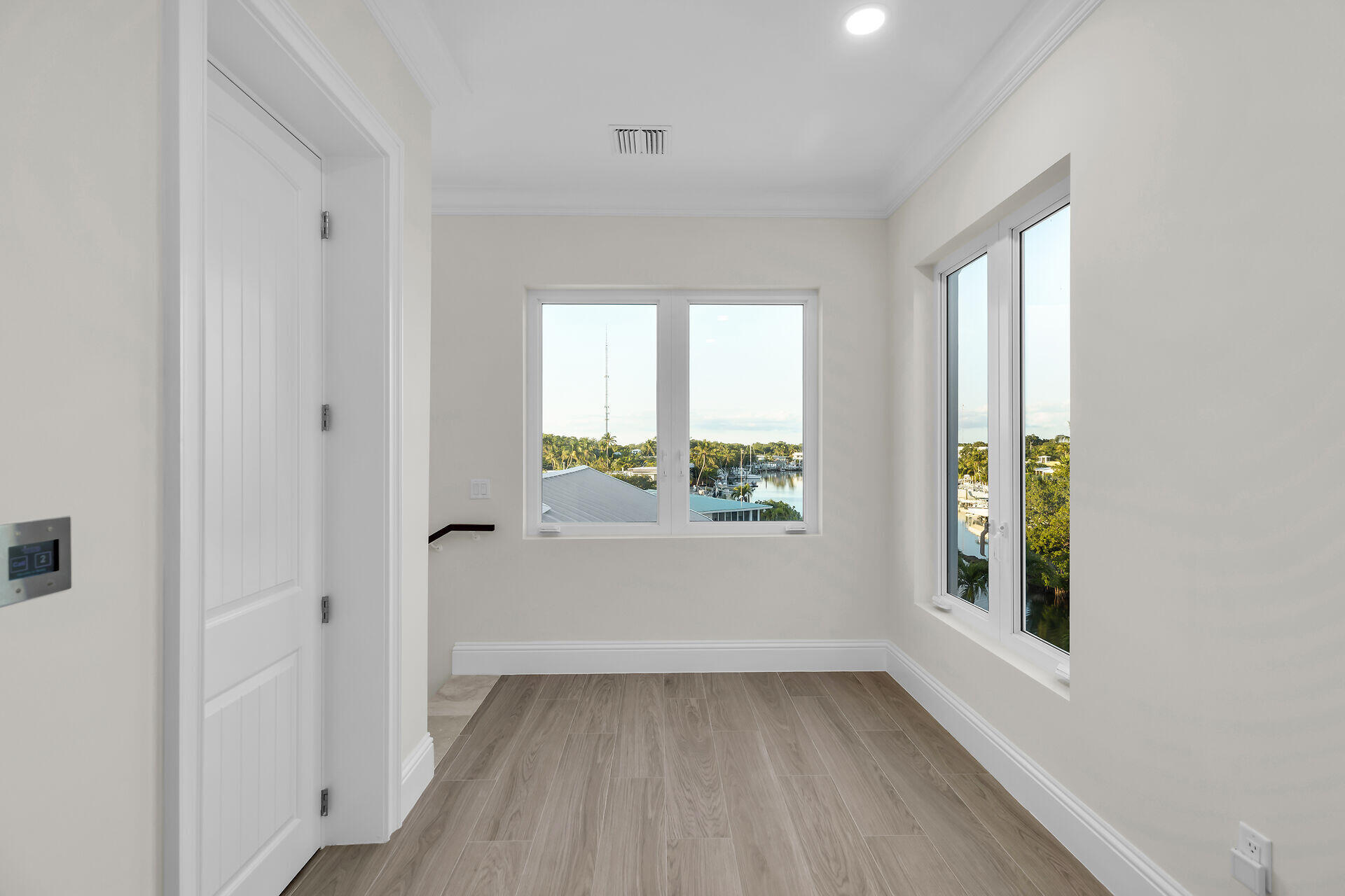 180 Galleon Road