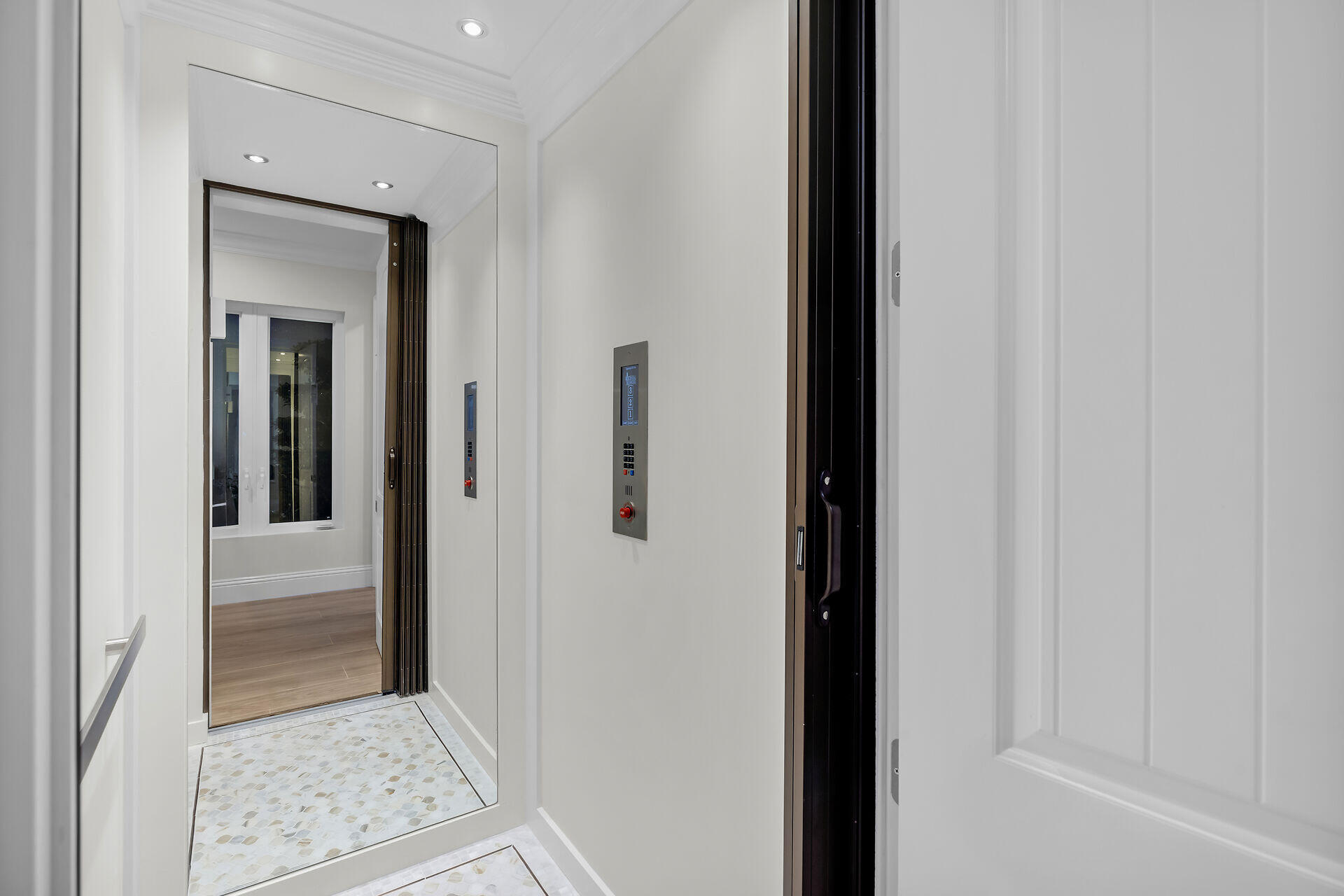 180 Galleon Road