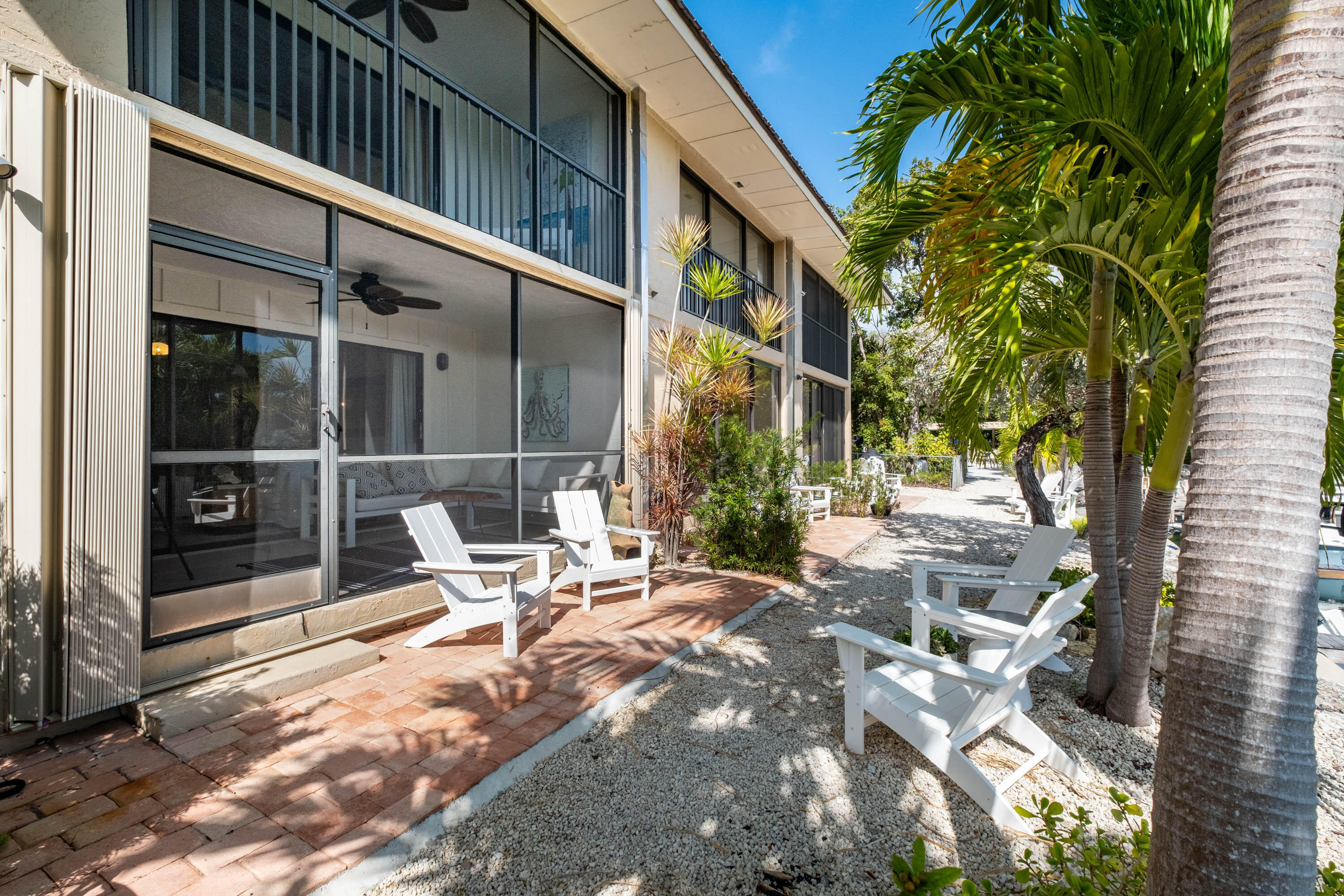 96000 Overseas Highway DD3 and 31 ft. boat slip