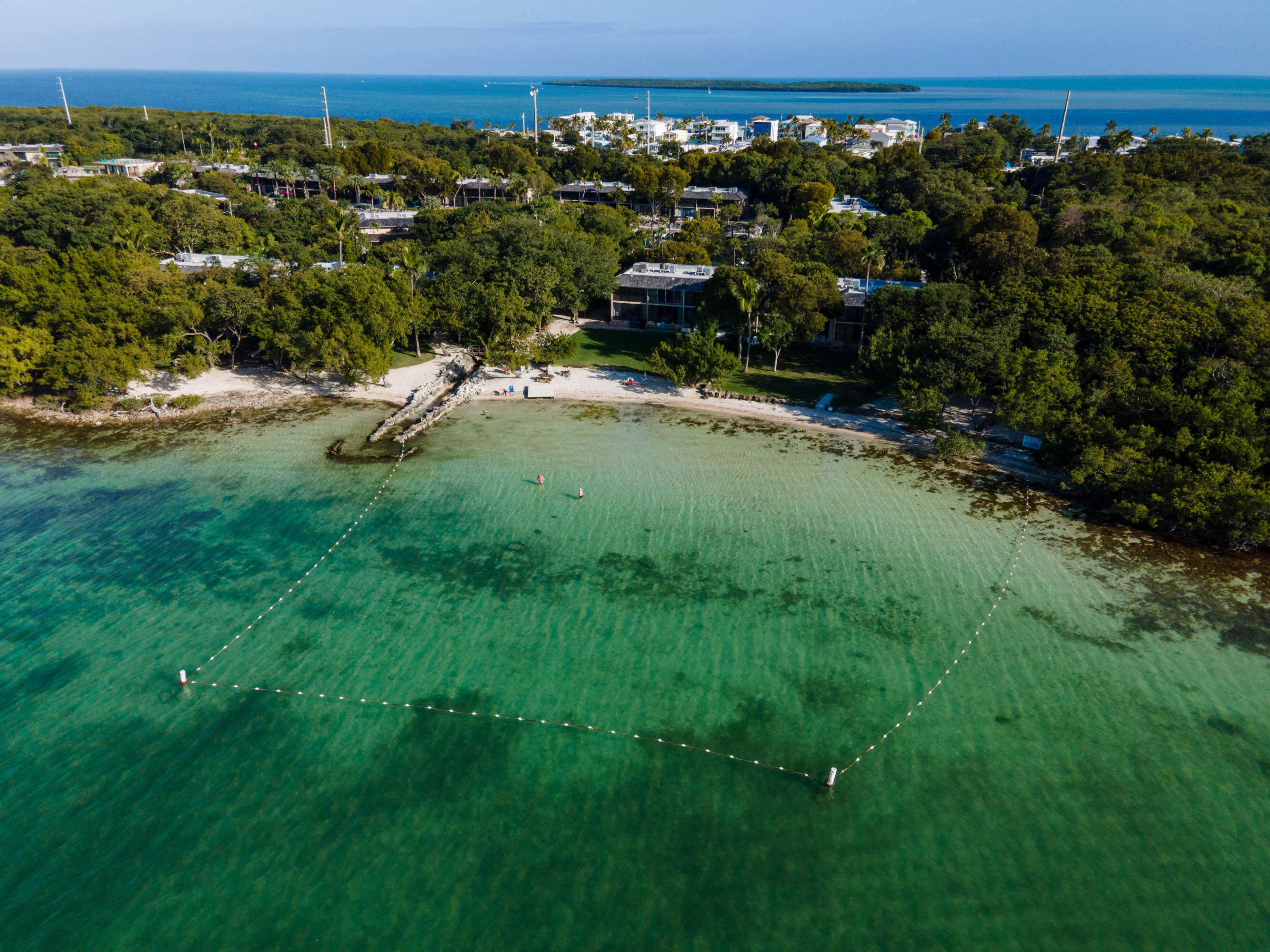 96000 Overseas Highway DD3 and 31 ft. boat slip