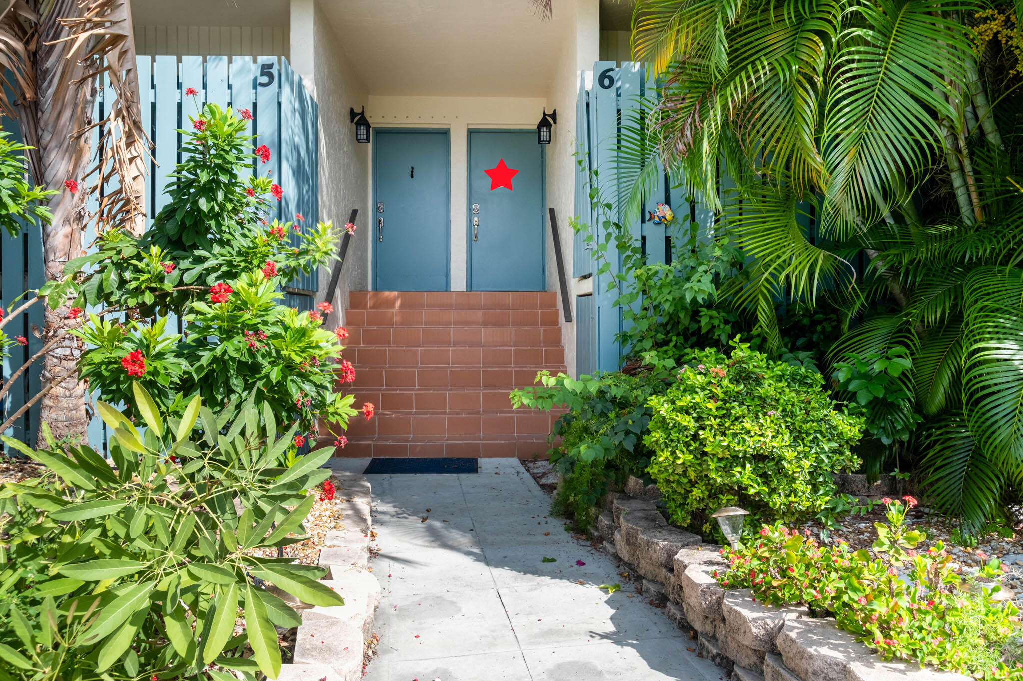 87200 Overseas Highway J 6