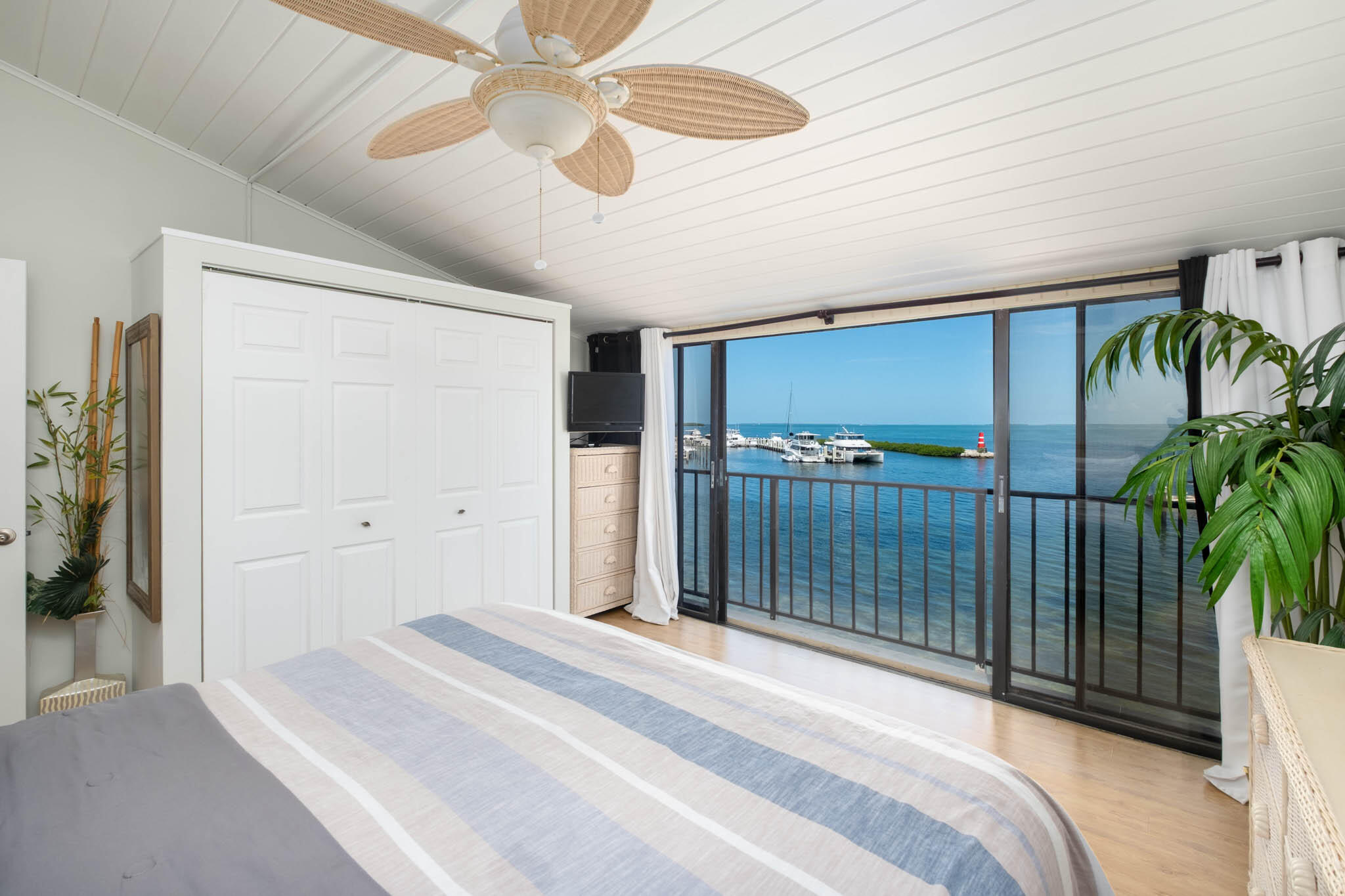 87200 Overseas Highway J 6