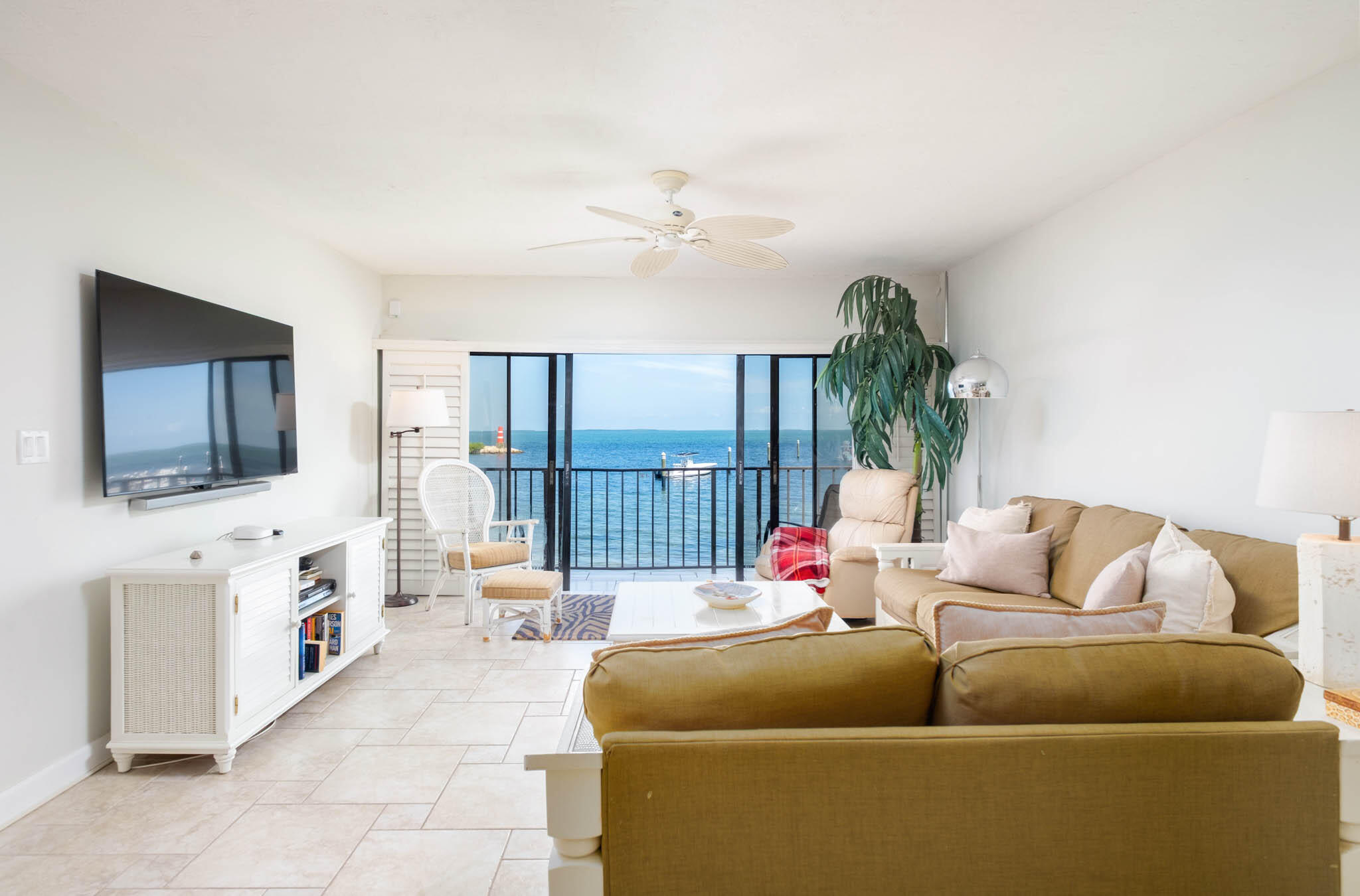 87200 Overseas Highway J 6