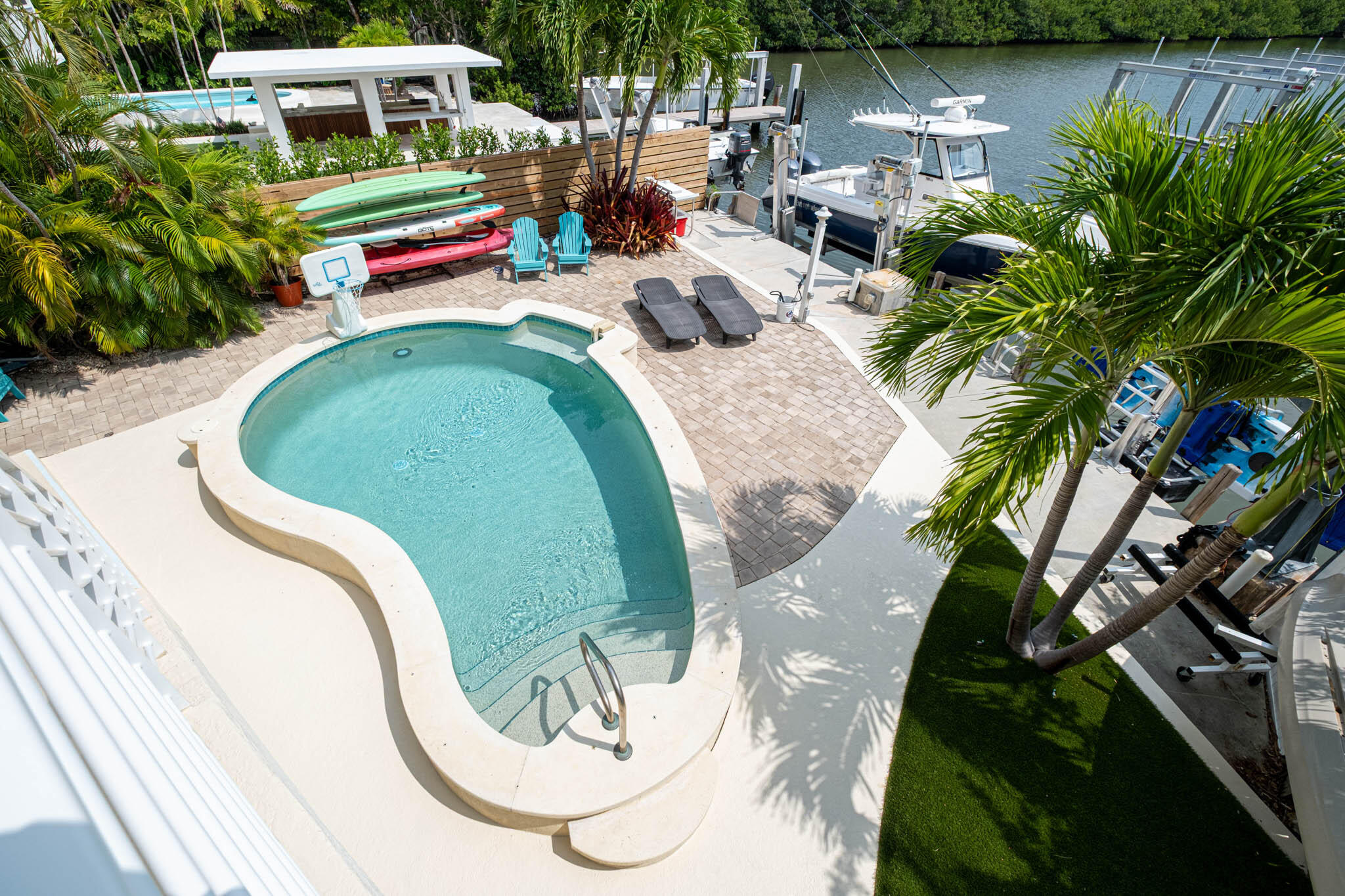 148 Riviera Drive