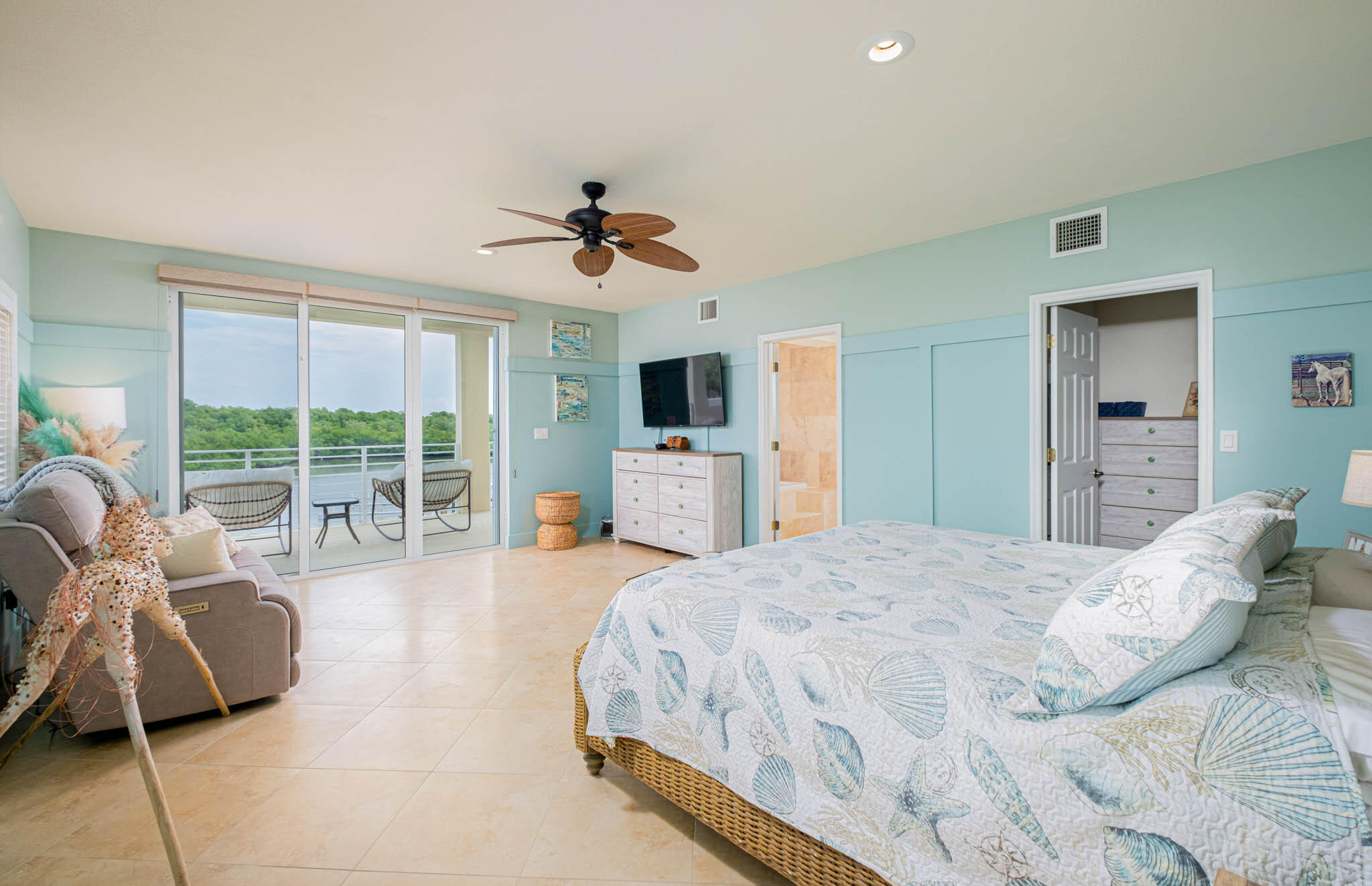 148 Riviera Drive