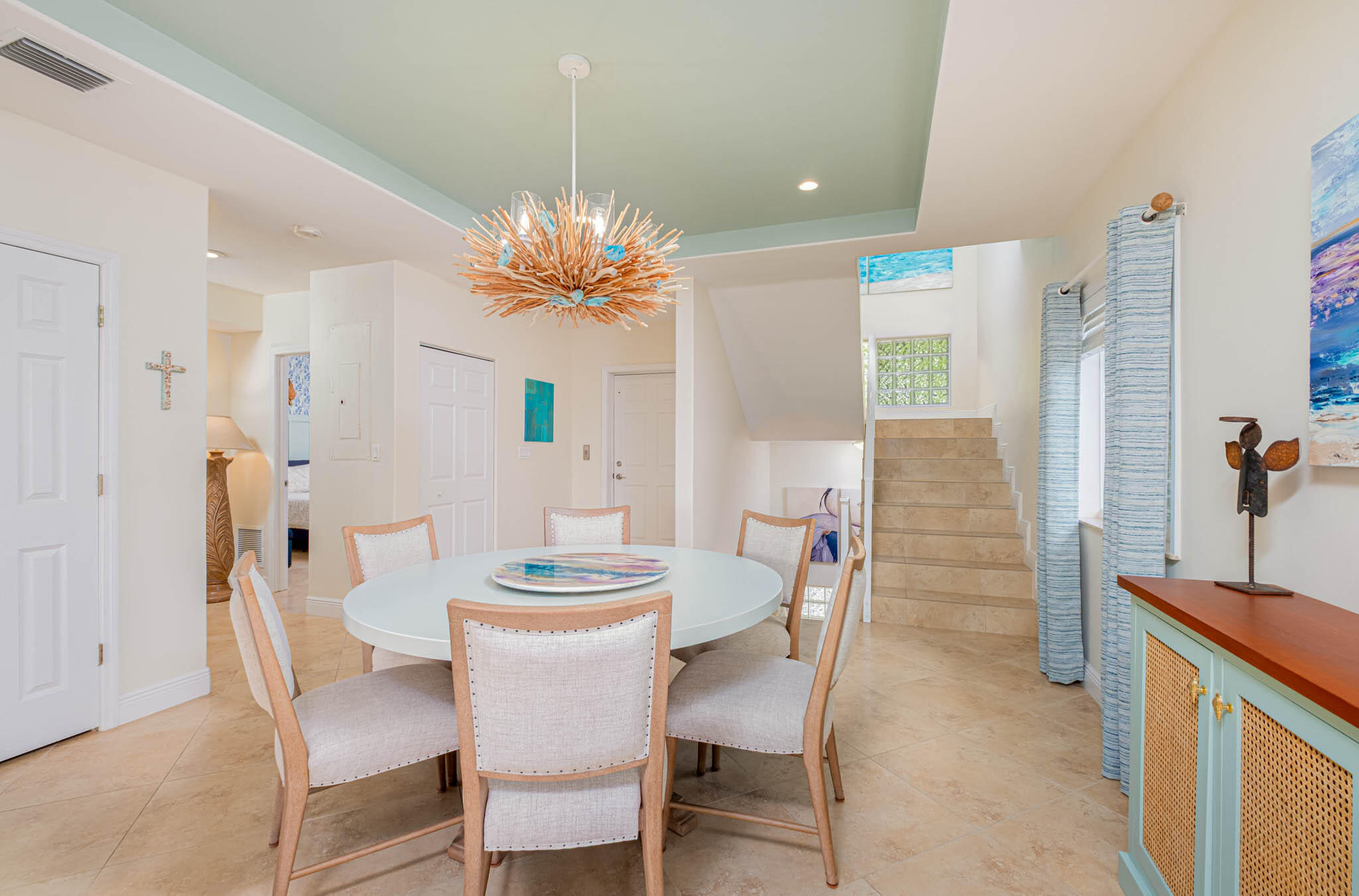 148 Riviera Drive