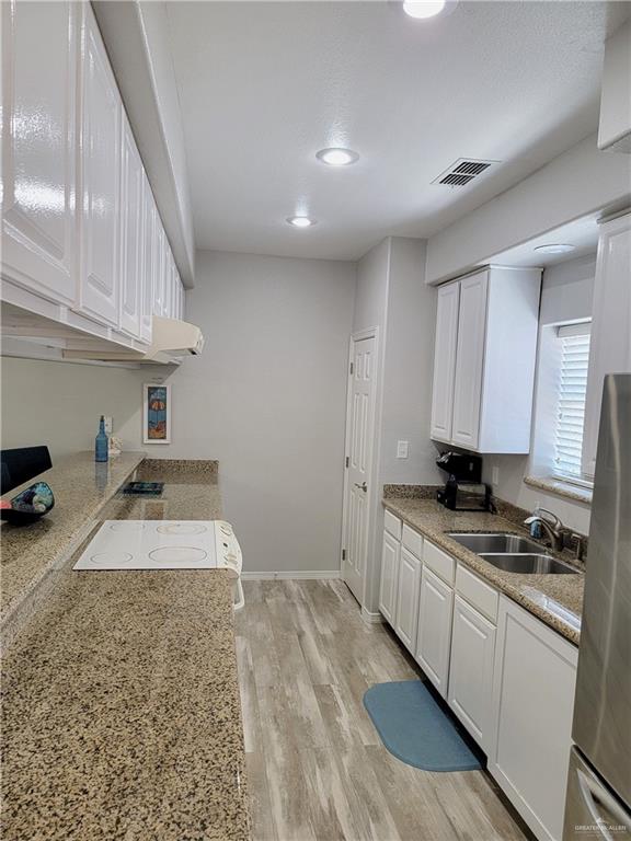 126 E Hibiscus Street