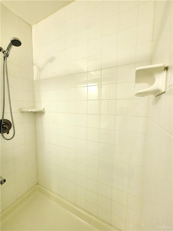 126 E Hibiscus Street