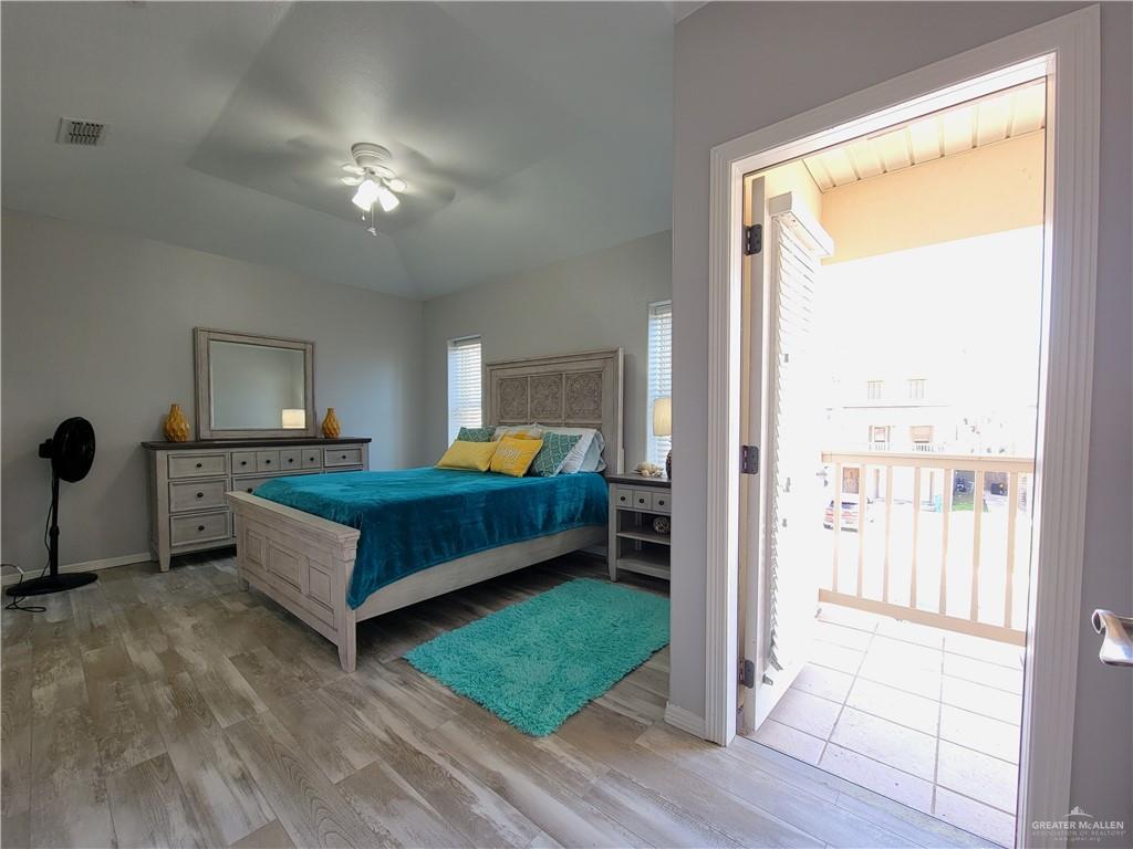 126 E Hibiscus Street