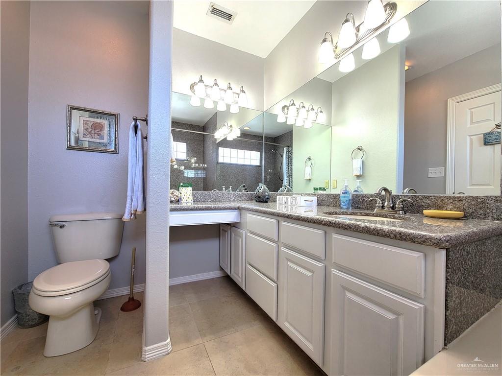 126 E Hibiscus Street