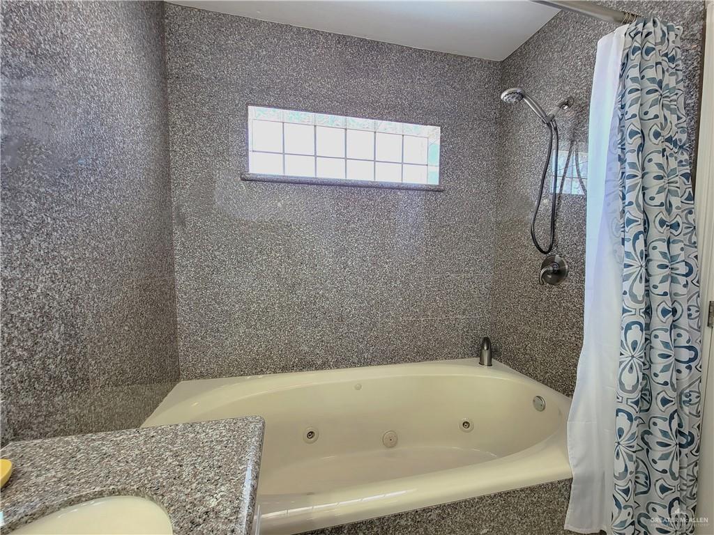 126 E Hibiscus Street