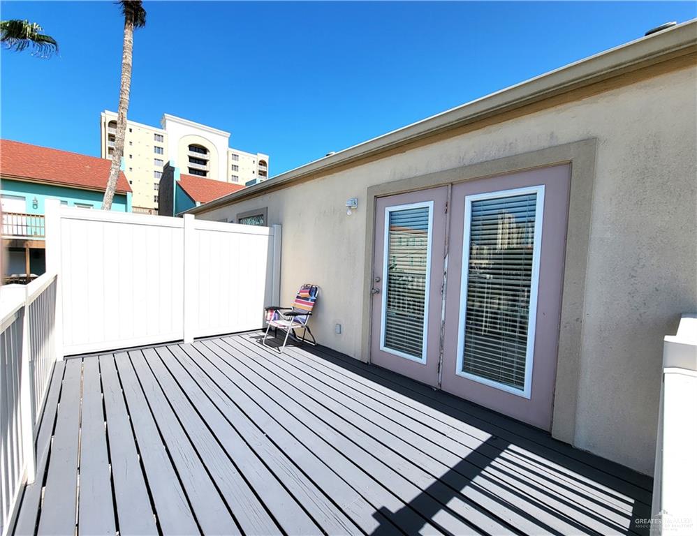 126 E Hibiscus Street