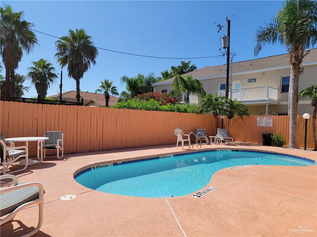 126 E Hibiscus Street