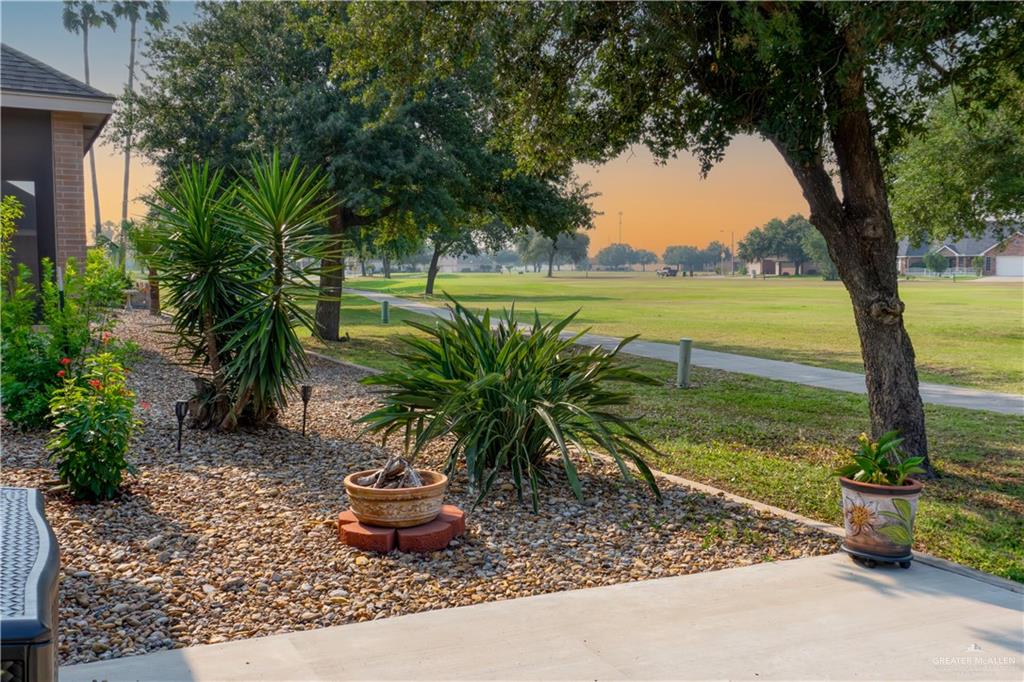 3541 Clubhouse Drive