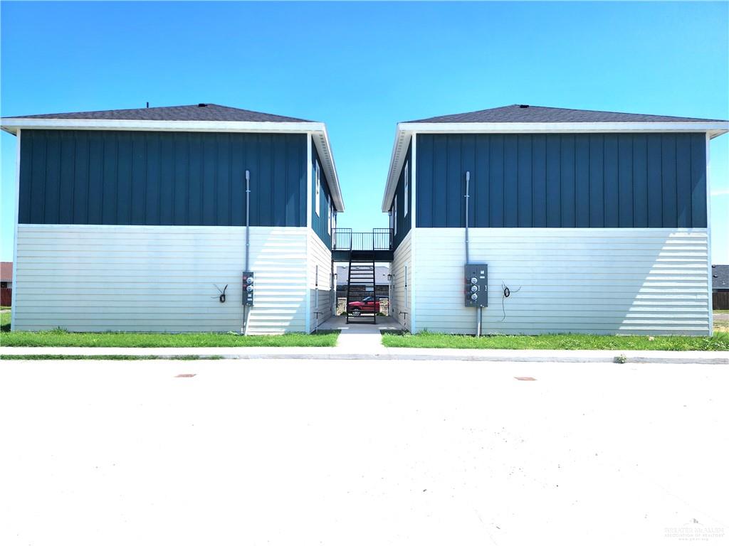 805 W Los Tesoros Drive