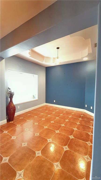 3429 E Country Club Drive